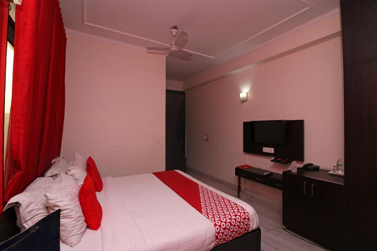 Oyo Flagship 74392 Hotel Mahesh Residency Hyderabad Eksteriør billede